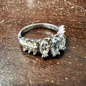 Sterling Blue Topaz ring sz 6